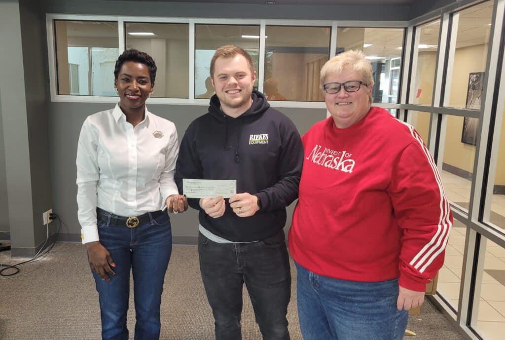 Riekes donates to Boys and Girls Club of Lincoln